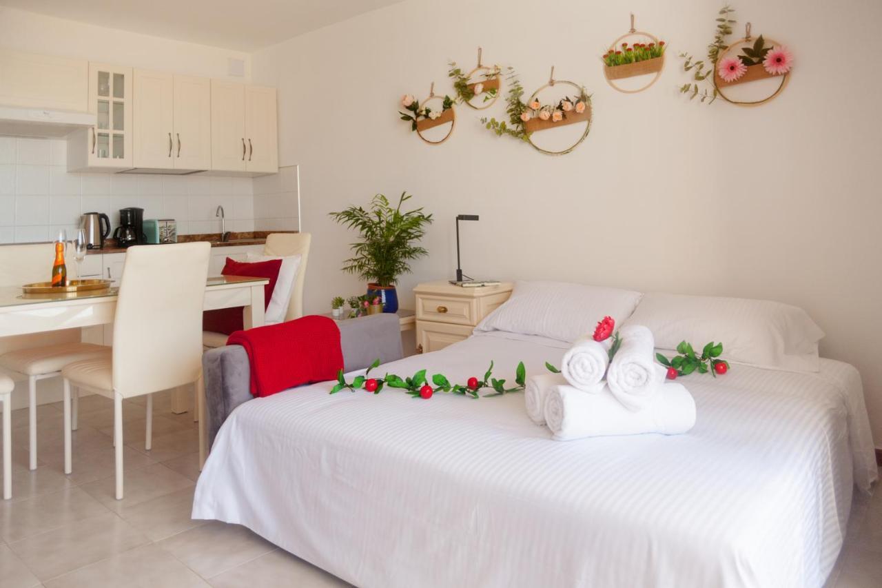 Apartamentos Thaisay Тиас Экстерьер фото